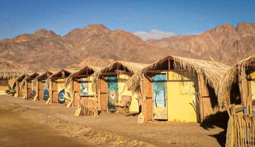 Hut