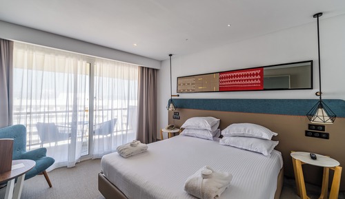 Executive Suite, 2 Bedrooms, Balcony