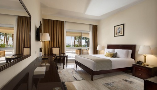 Deluxe Room, Nile View