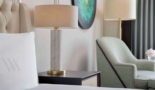 Premier Room, 1 King Bed