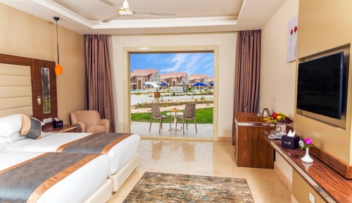 Deluxe Triple Room (Egyptians and resident only)