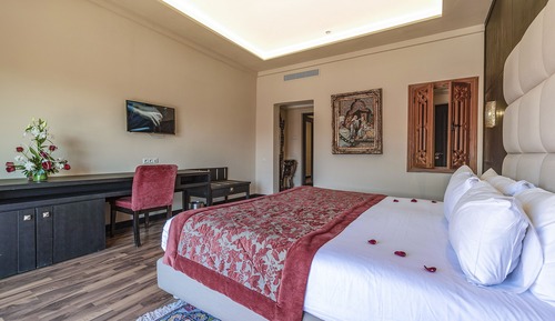 Classic Suite, 1 Queen Bed with Sofa bed