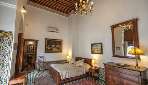 Superior Double Room, 1 Queen Bed, Non Smoking, Courtyard View