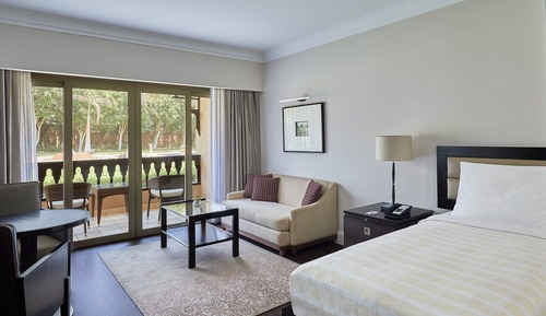 Deluxe Room, 1 King Bed, Smoking, Garden View (Balcony)