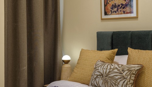 Double Room, 1 King Bed, Non Smoking, Private Bathroom