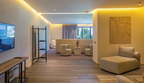 Royal Room, Sea View