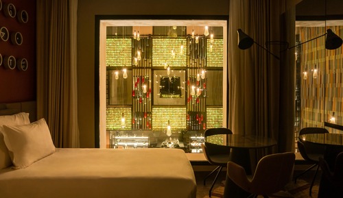 Luxury Room (THE LOBBY TW'IN 27)