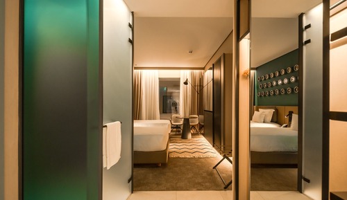Luxury Double or Twin Room (THE URBAN TW'IN27)