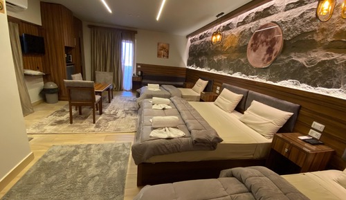  Deluxe Quadruple Room with Terrace