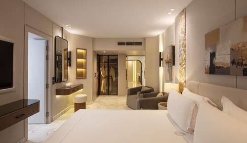 Elite Suite - City / Side Nile View
