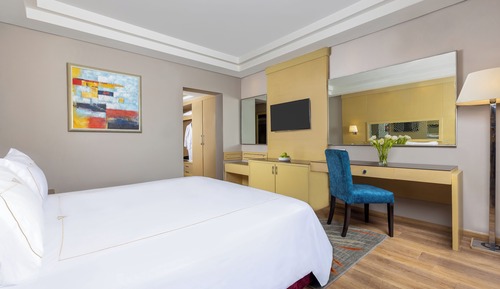Superior Room King Bed