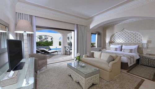 Royal Suite, 1 Queen Bed (Private Pool)