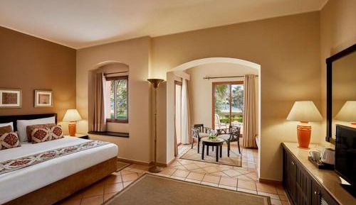 Deluxe, Queen or Twin Bed, Sea View