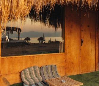 Bungalow - Beach Front
