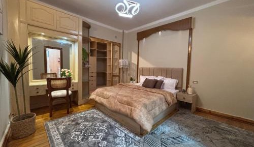 Three-Bedroom Deluxe Apartment