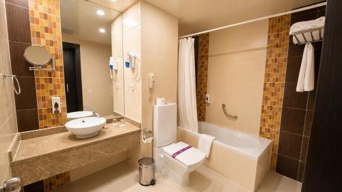Double or Twin Room with City View