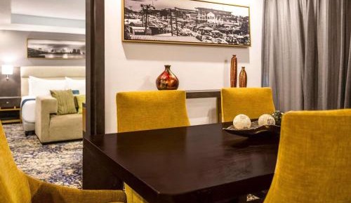 Deluxe King Room