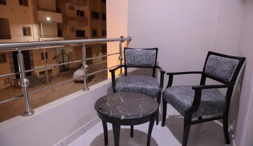 Two-Bedroom Deluxe Apartment with Balcony