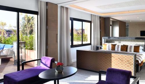 Two-Bedroom Penthouse with Living Room and Private Pool