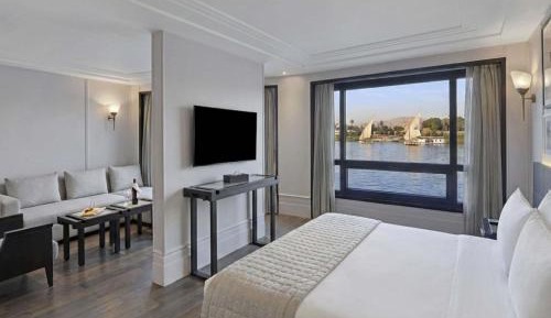 Superior Suite with One Double Bed or Two Single Beds and Seating Area
