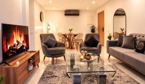Two-Bedroom Deluxe Apartment