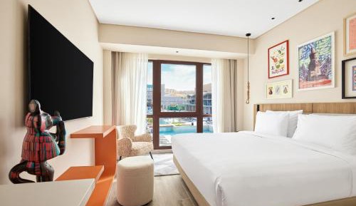 King Room with Pool View