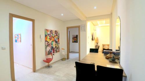 Three-Bedroom Deluxe Apartment