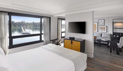 Junior Suite with One Double Bed or Two Single Beds and Seating Area