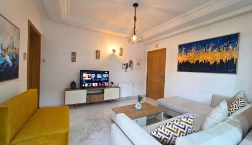 Deluxe Apartment