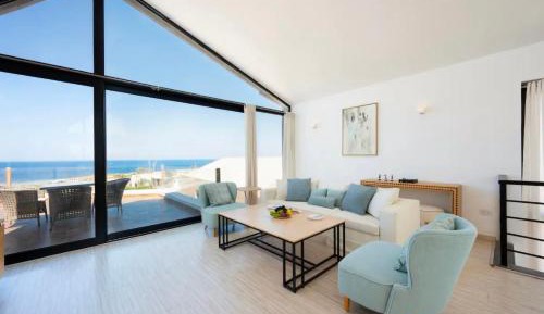 Villa with Sea View