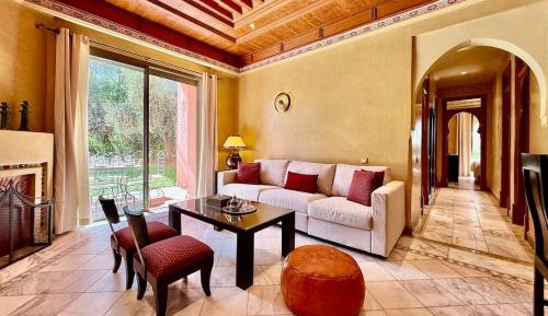 Two-Bedroom Deluxe Apartment with Garden View