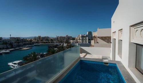 Penthouse Apartment