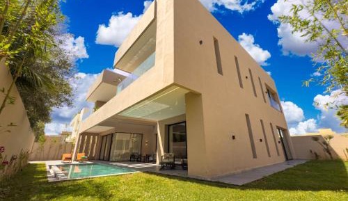 Deluxe Villa