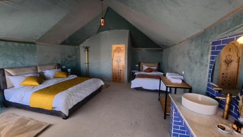 Luxury Triple Room