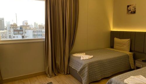 Deluxe Twin Room with City View