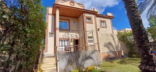 Villa with Garden View
