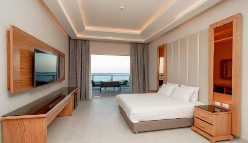 Superior Suite with Sea View