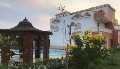 Deluxe Villa