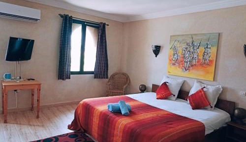 Deluxe King Suite