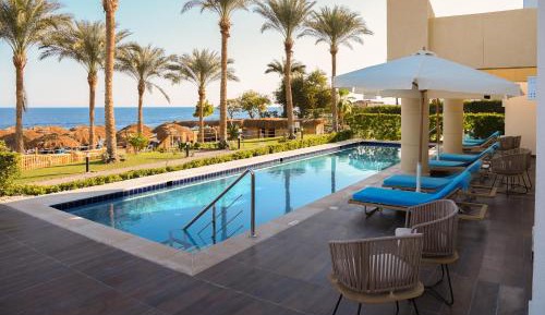 Junior Swim-Up Suite Sea View- Posh Club