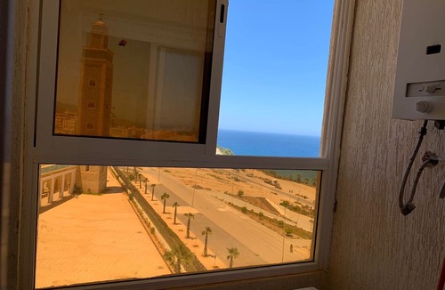 Al Hoceima Apartment | Air-conditioned apartment for rent