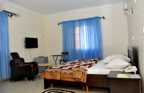 Uyo Hotel | De Castle Luxury Home