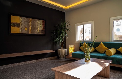 Dahar House | Aldora Residence suites