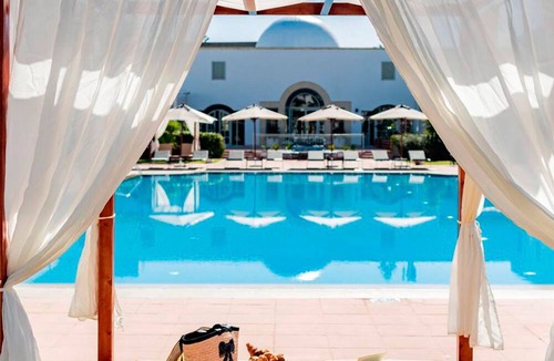 Yasmine Hotel | TMK Flora Park by Turismark