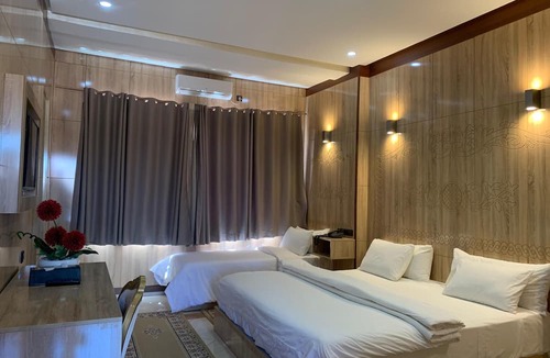 Lkheng Hotel | Hotel Oasis Palace