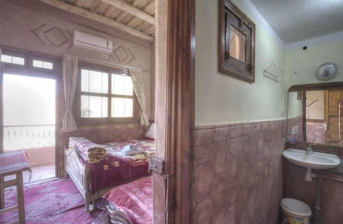 Ait Sedrate Sahl Charkia House | La Famille Berbère