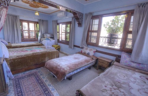 Ait Sedrate Sahl Charkia House | La Famille Berbère