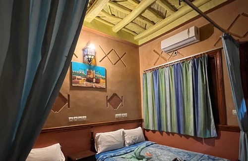Ait Sedrate Sahl Charkia House | La Famille Berbère