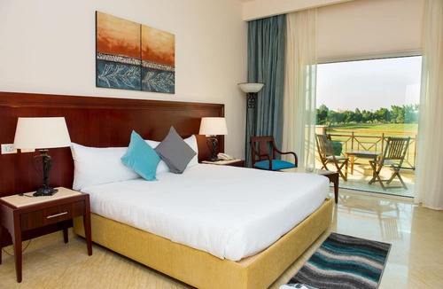 Dream Land Hotel | Swiss Inn Pyramids Golf Resort