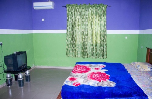 Ikorodu House | Exclusive Relaxation Place & Bar